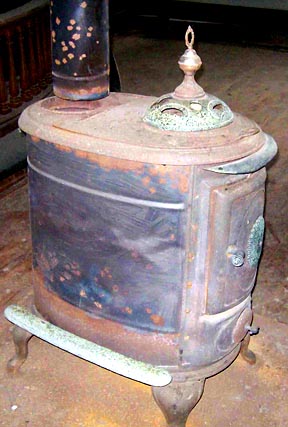 tcpstove.jpg (32046 bytes)