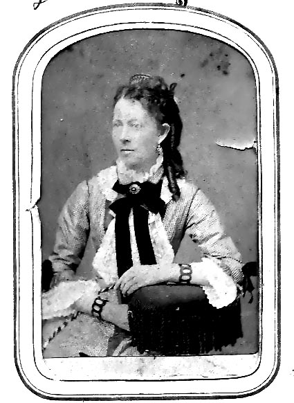 angielay.jpg (61324 bytes)